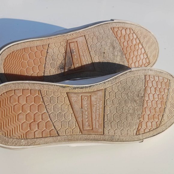 Airwalk Size 6 Brown Black Checkered Kid's Sneaker Shoes - Picture 7 of 10